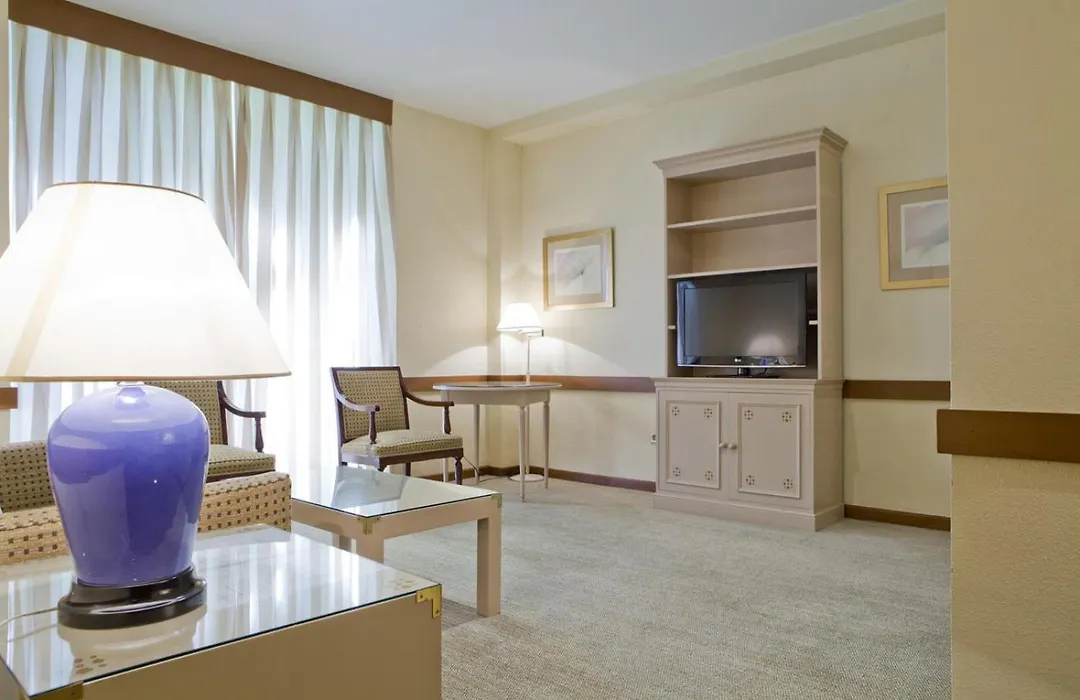 Espahotel Plaza Basilica-1